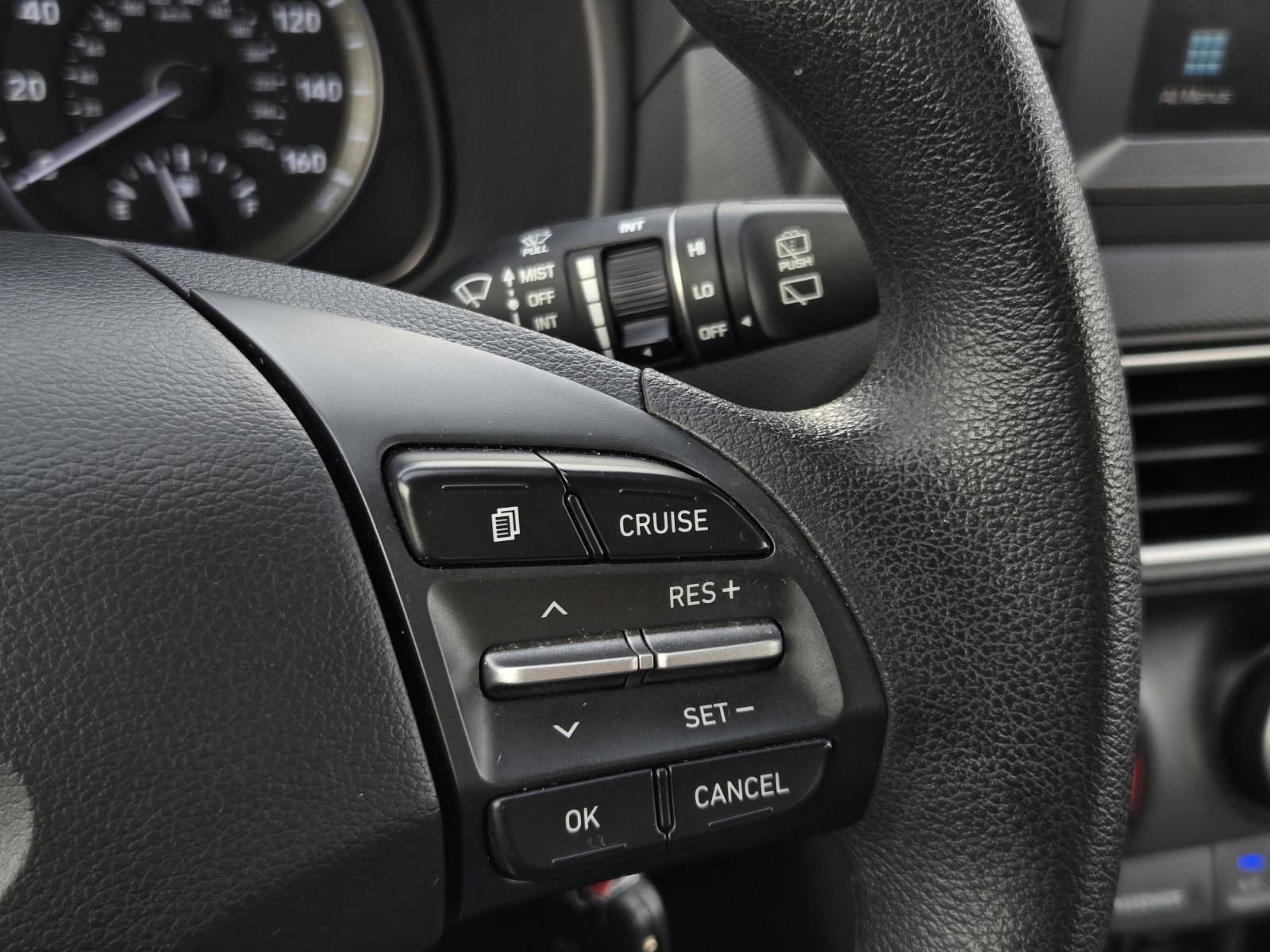 Used 2019 Hyundai Kona SE FWD image 32