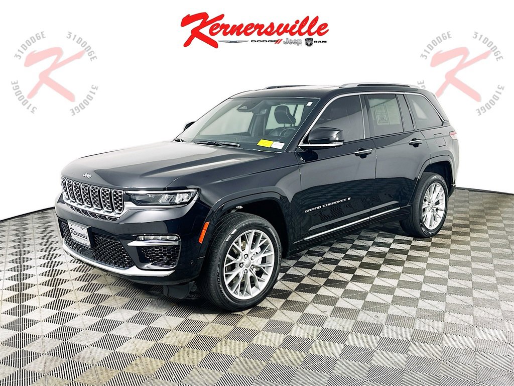 Used 2023 Jeep Grand Cherokee Summit image 3