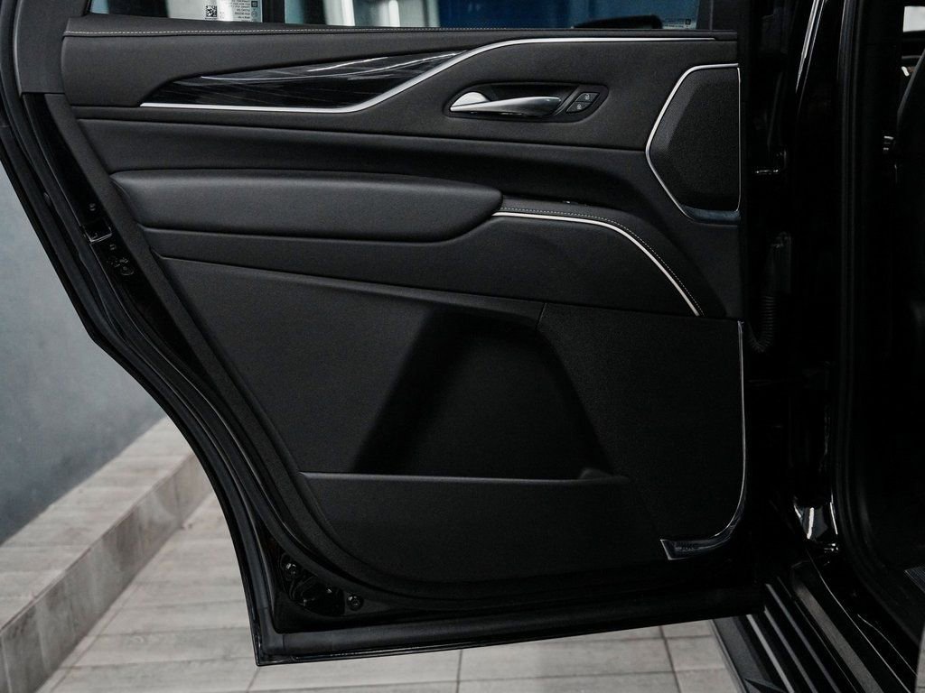 Used 2024 Cadillac Escalade Sport image 14