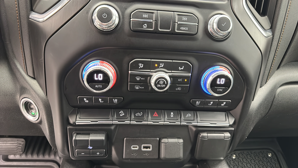Used 2021 GMC Sierra 1500 AT4 AWD/4WD image 19