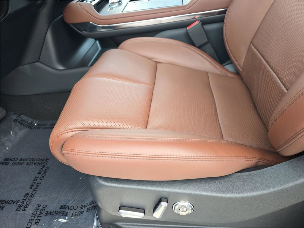 New 2026 Lincoln Navigator Reserve AWD/4WD image 17
