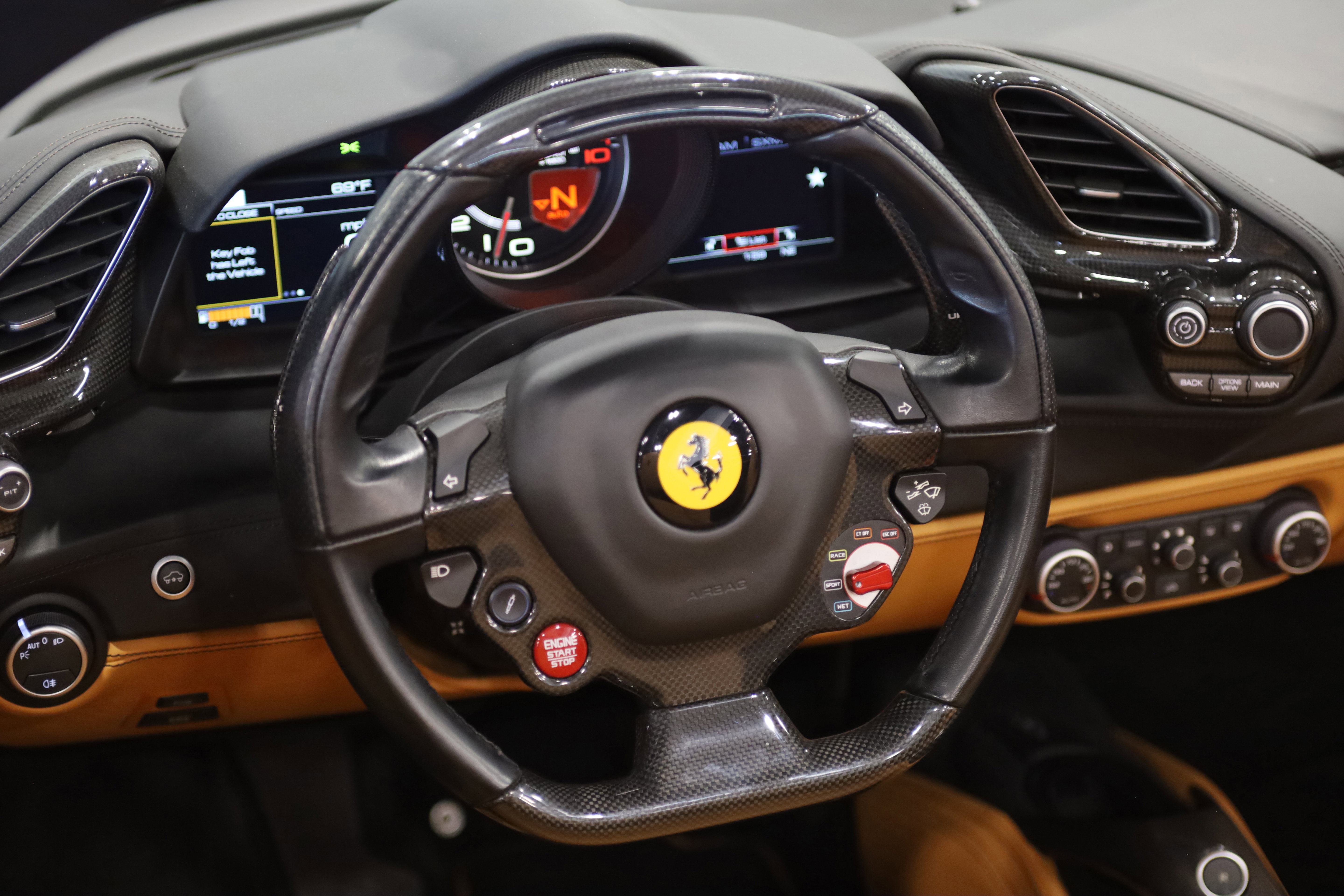 Used 2019 Ferrari 488 Spider image 18