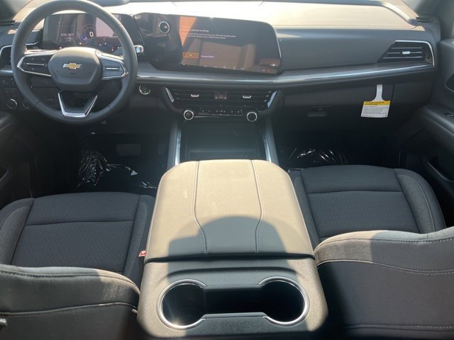 New 2025 Chevrolet Suburban LS image 36