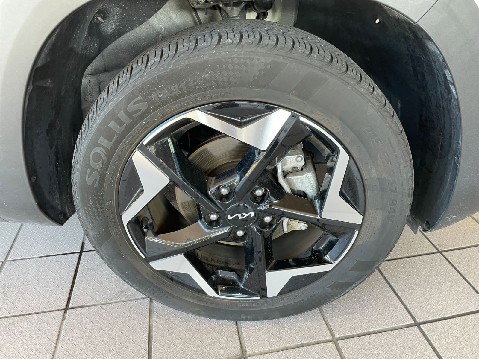 Used 2025 Kia Seltos S FWD image 31