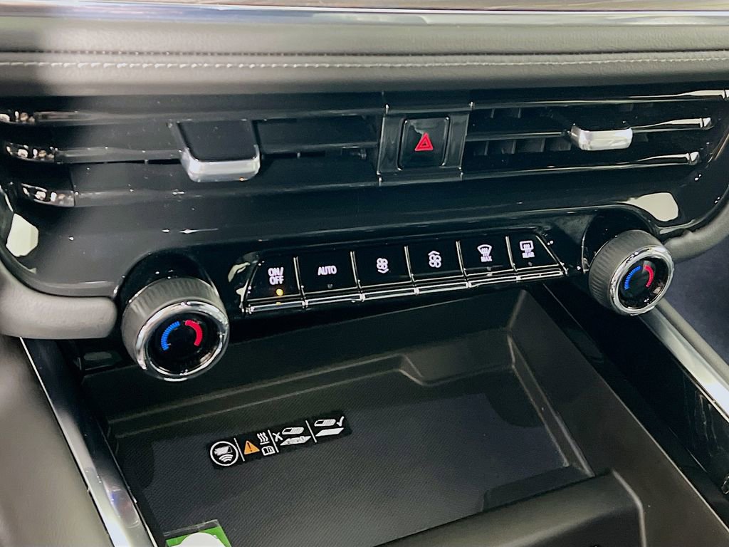 Used 2025 Chevrolet Tahoe Z71 image 14