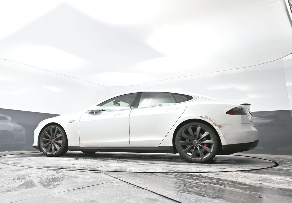 Used 2015 Tesla Model S P85D image 28