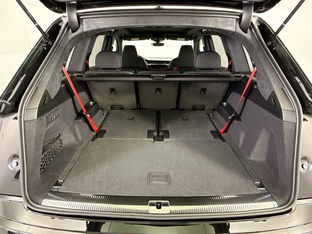 New 2026 Audi SQ7 Prestige image 27