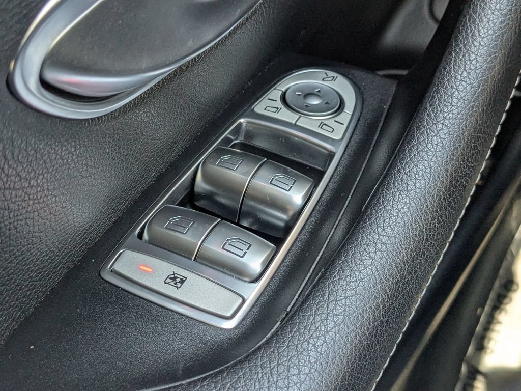 Used 2020 Mercedes-Benz E 450 4MATIC Sedan image 13