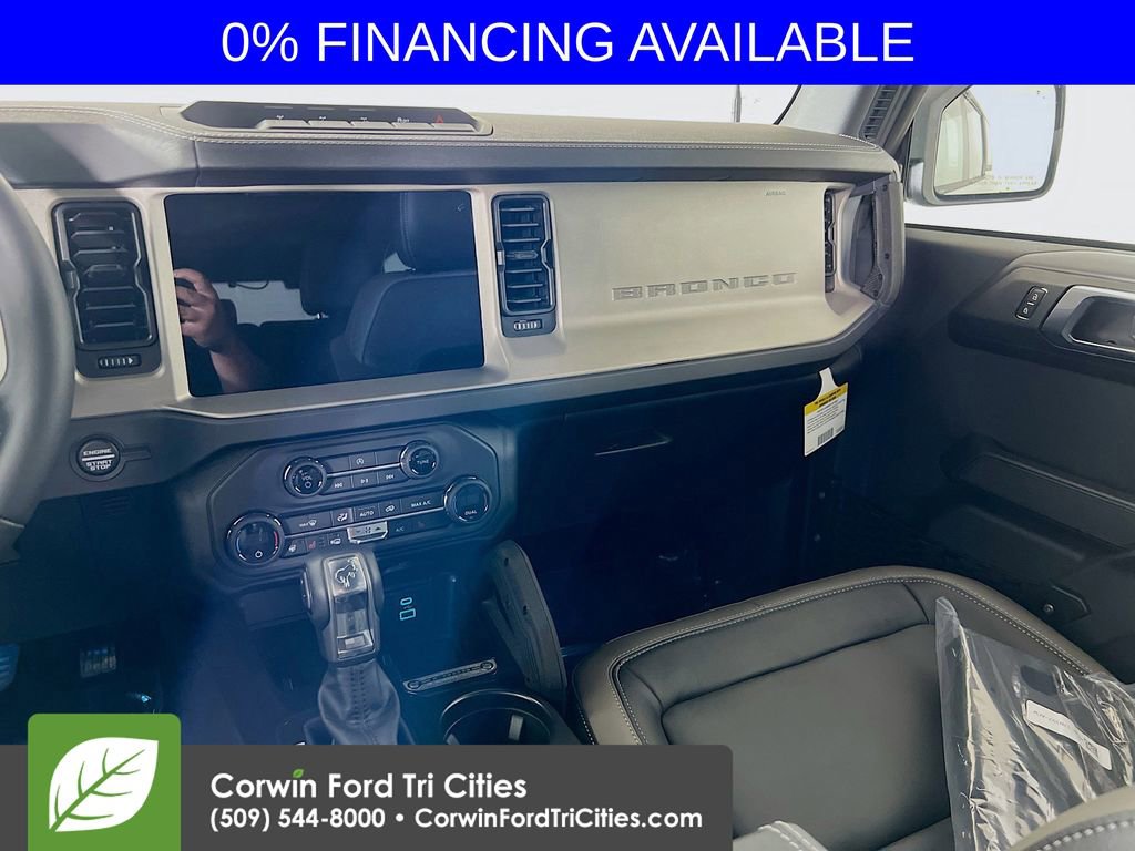 New 2025 Ford Bronco Outer Banks w/ Sasquatch Package image 27