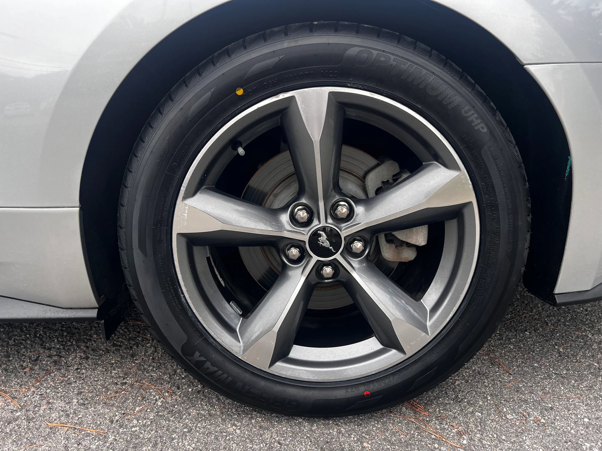 Used 2017 Ford Mustang Premium image 30