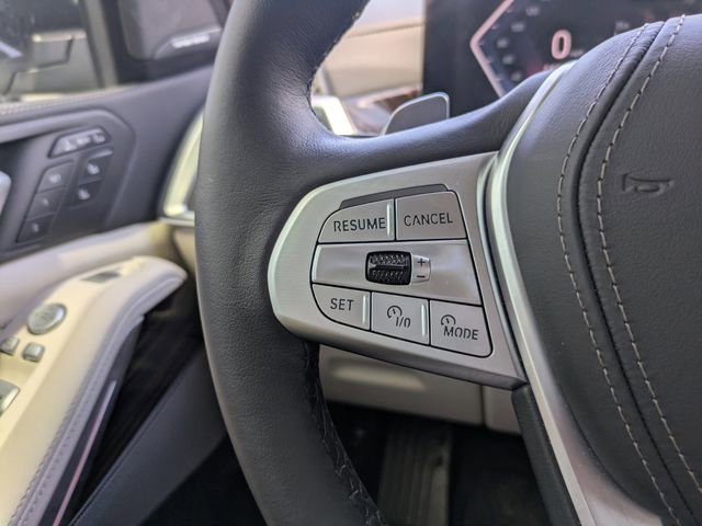 Used 2025 BMW X7 xDrive40i w/ Executive Package image 27