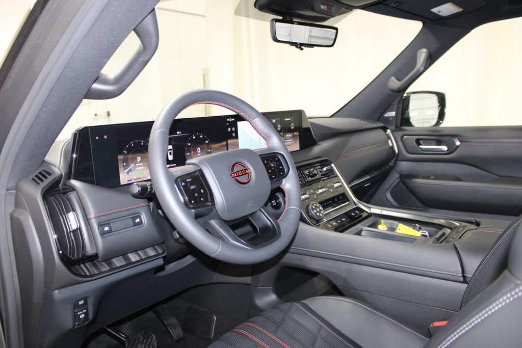Used 2025 Nissan Armada PRO-4X AWD/4WD image 16