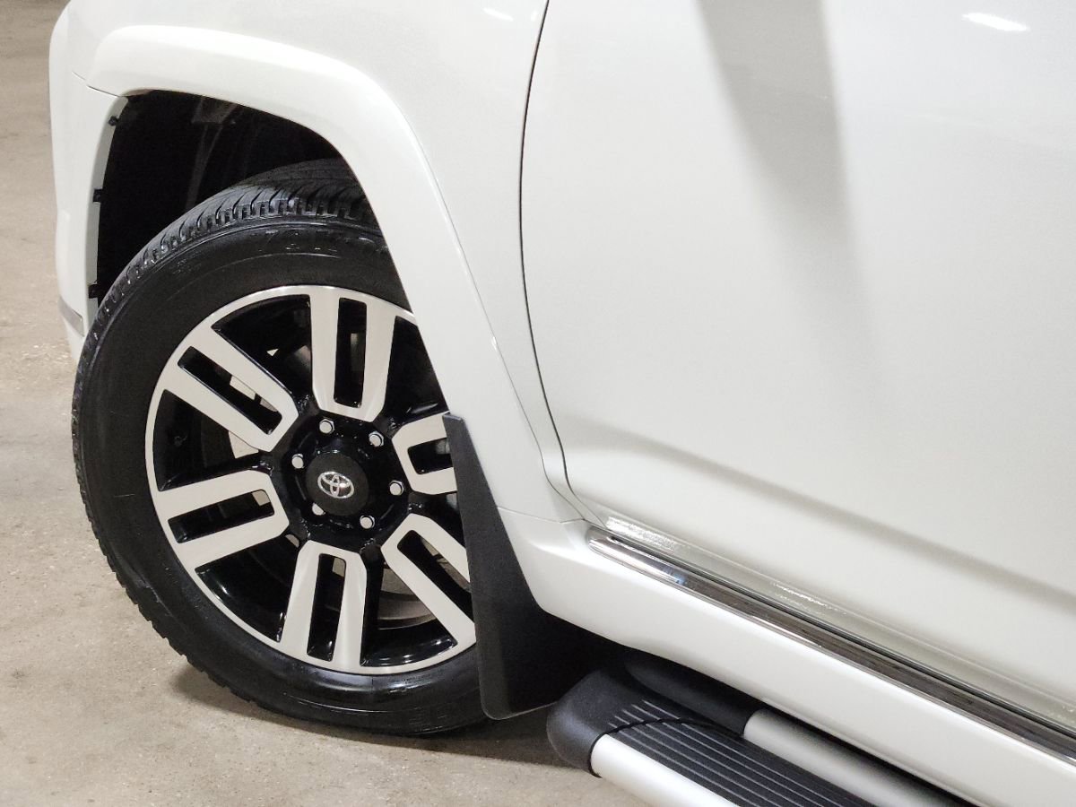 Used 2023 Toyota 4Runner Limited image 23