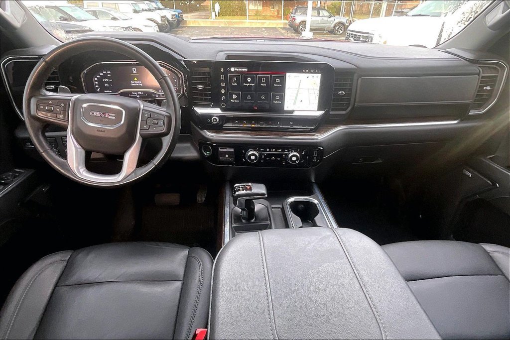 Used 2024 GMC Sierra 1500 Elevation w/ Elevation Premium Package AWD/4WD image 14