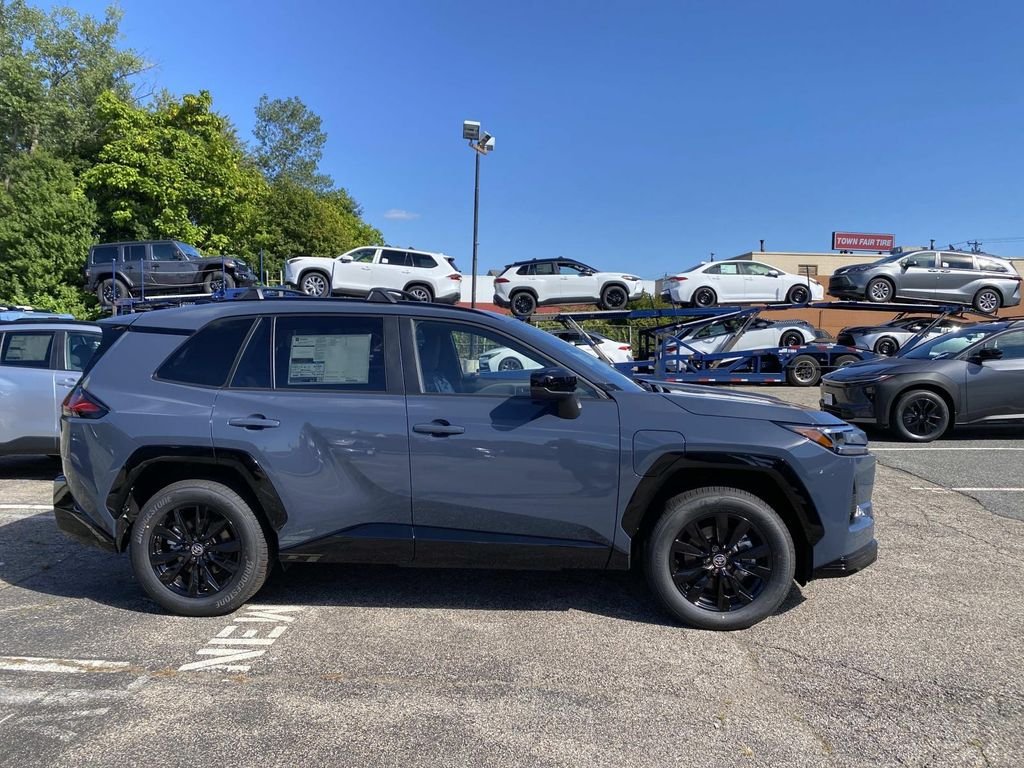 New 2026 Toyota RAV4 SE w/ Convenience Package AWD/4WD image 2