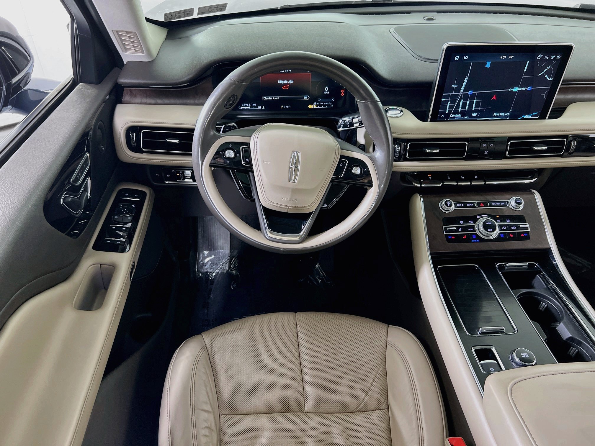 Used 2021 Lincoln Aviator Reserve w/ Equipment Group 201A AWD/4WD image 24