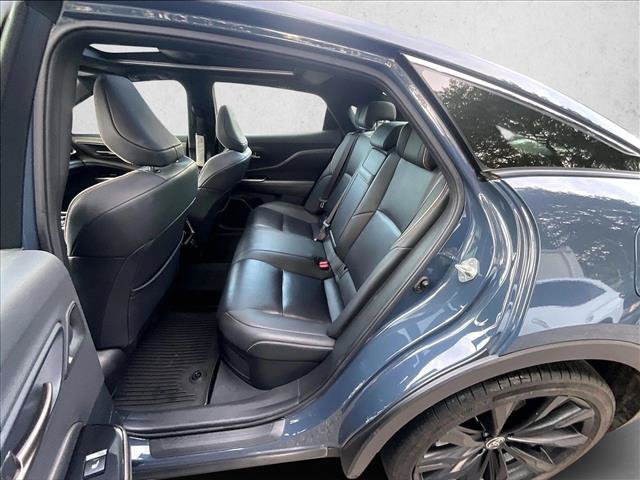 Used 2025 Toyota Crown AWD/4WD image 25