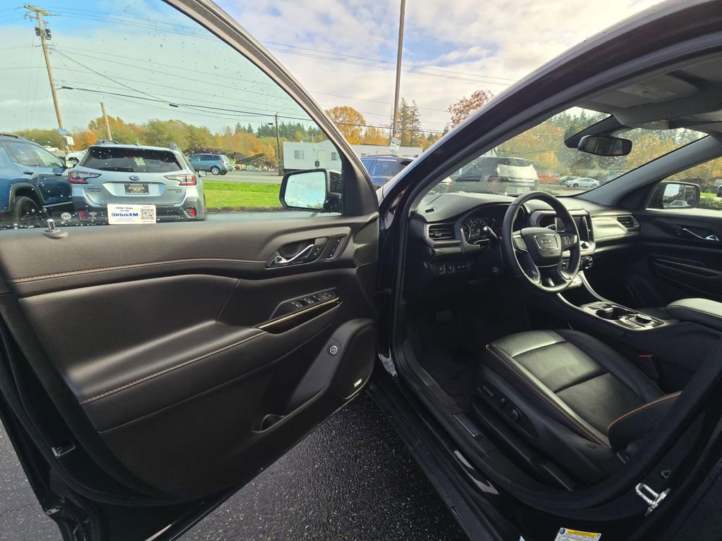 Used 2023 GMC Acadia AT4 w/ GMC Pro Grade Package AWD/4WD image 15