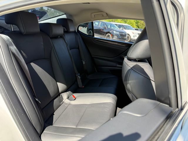 Used 2019 Lexus ES 350 w/ Premium Package FWD image 29