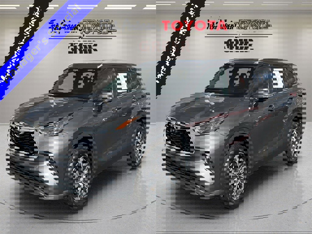 Used 2024 Toyota Highlander XLE image 1