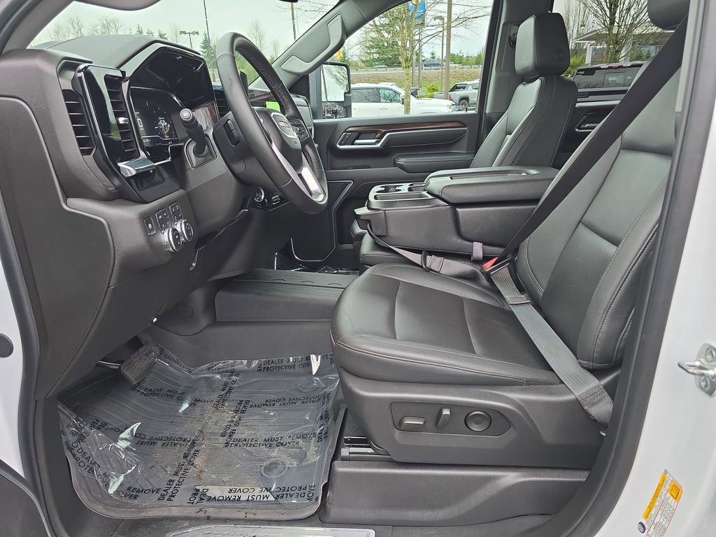 Certified 2025 GMC Sierra 3500 SLT w/ X31 Off-Road Package image 22
