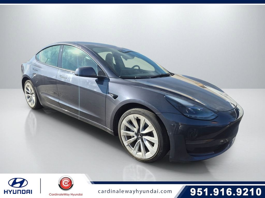 Used 2022 Tesla Model 3 image 1