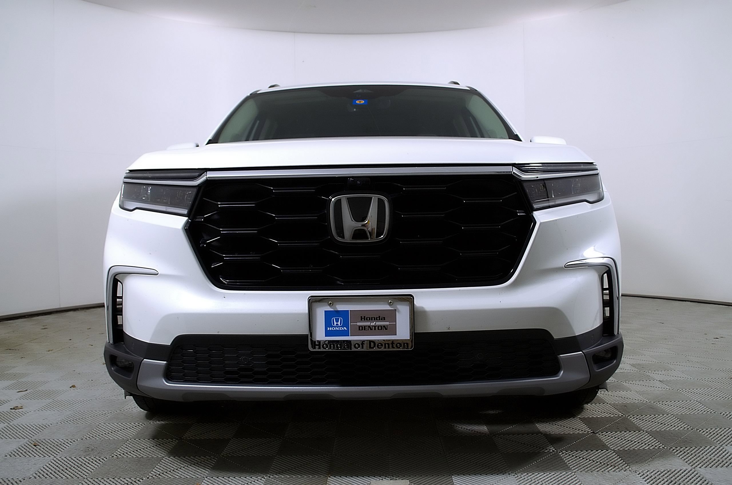 Used 2024 Honda Pilot Elite image 6