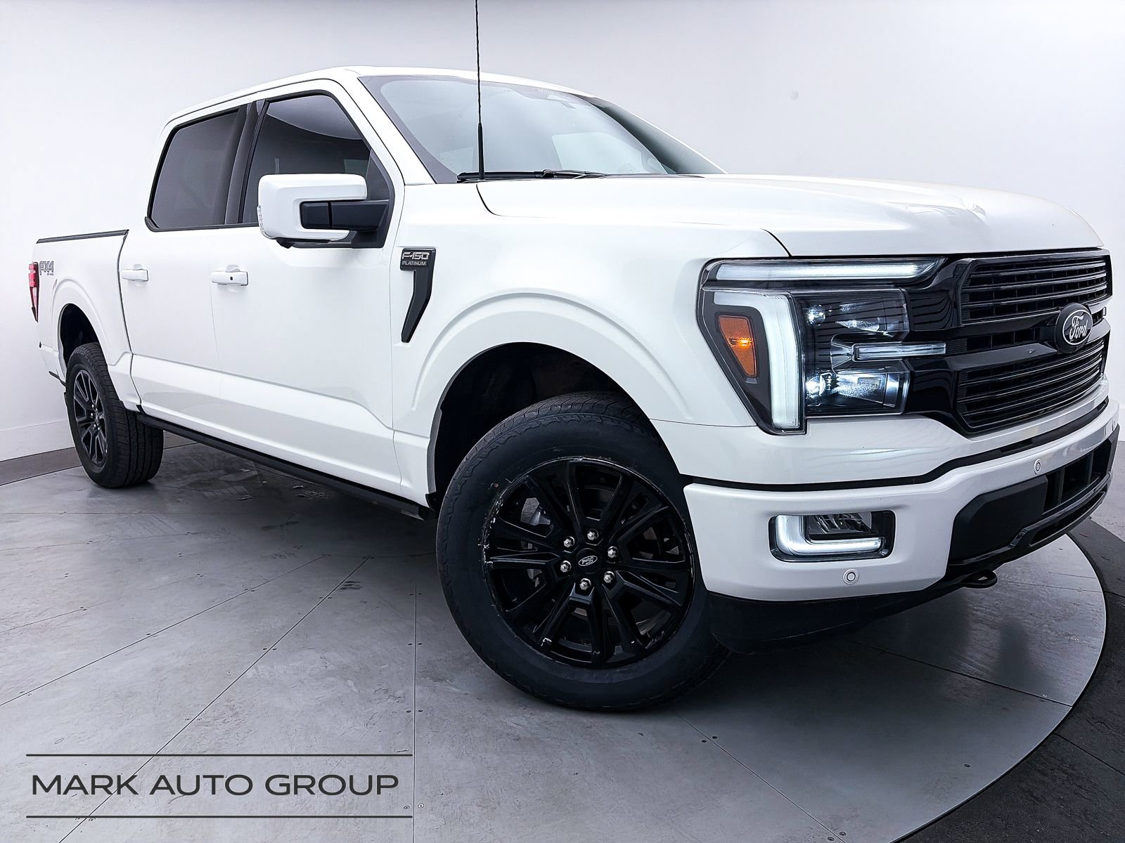 Used 2025 Ford F150 Platinum w/ FX4 Off-Road Package image 1