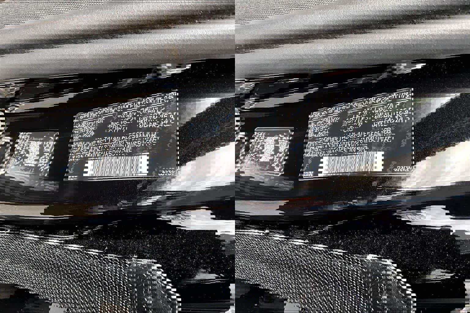 New 2026 Volvo XC90 B6 Plus w/ Protection Package Premier AWD/4WD image 12