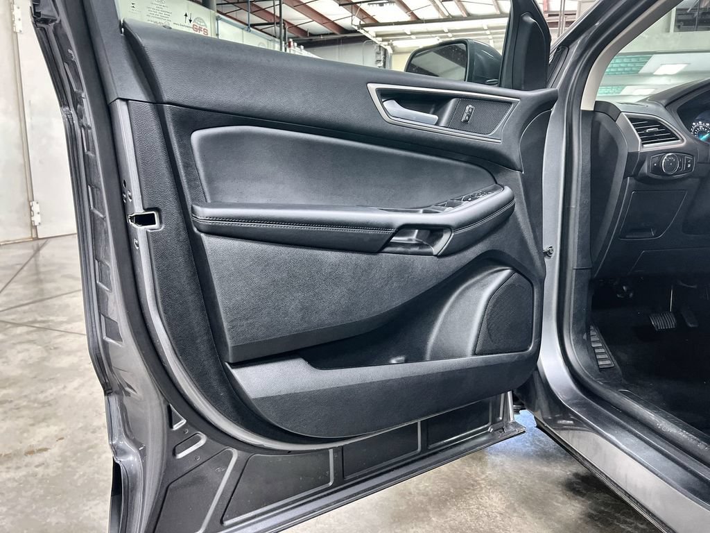 Used 2024 Ford Edge SEL w/ Convenience Package AWD/4WD image 15