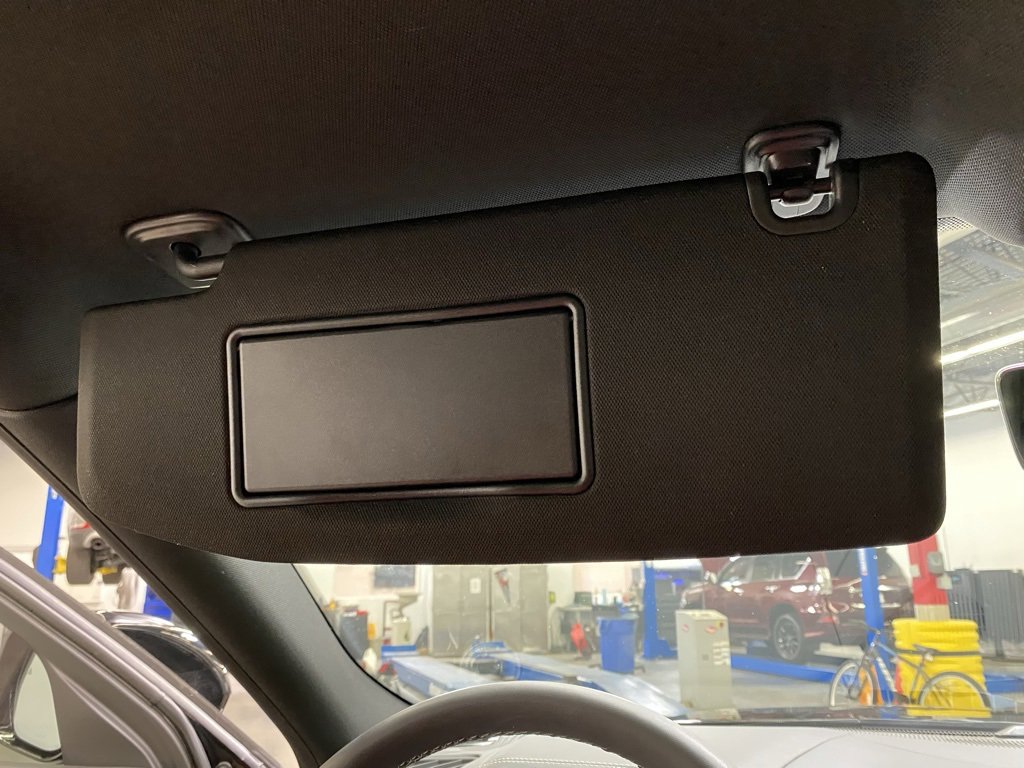 Used 2023 Jeep Grand Cherokee Overland w/ Luxury Tech Group IV image 38