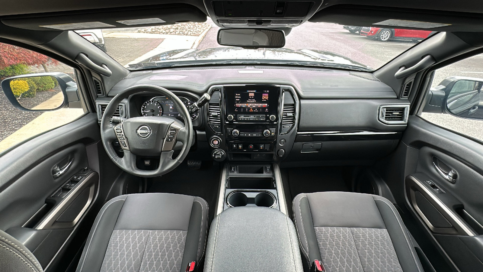 Certified 2024 Nissan Titan SV w/ SV Bronze Edition Package image 27