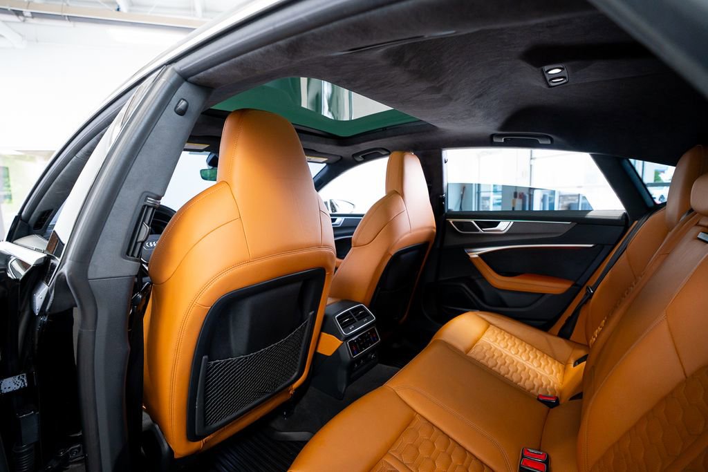 Used 2022 Audi RS 7 Sportback AWD/4WD image 44