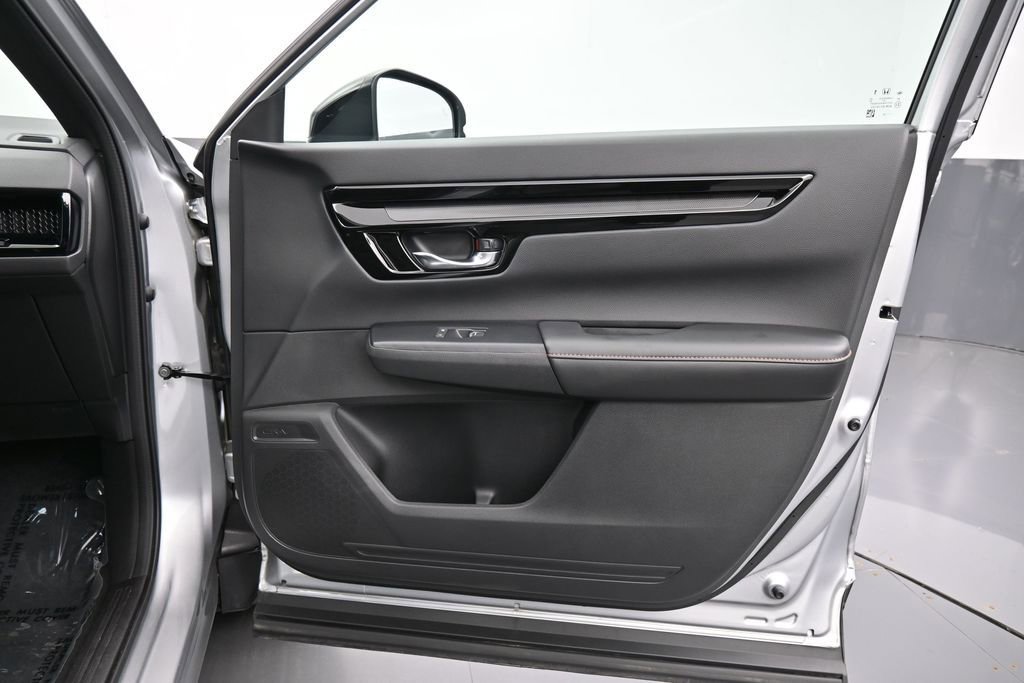 Certified 2025 Honda CR-V Sport Touring image 40