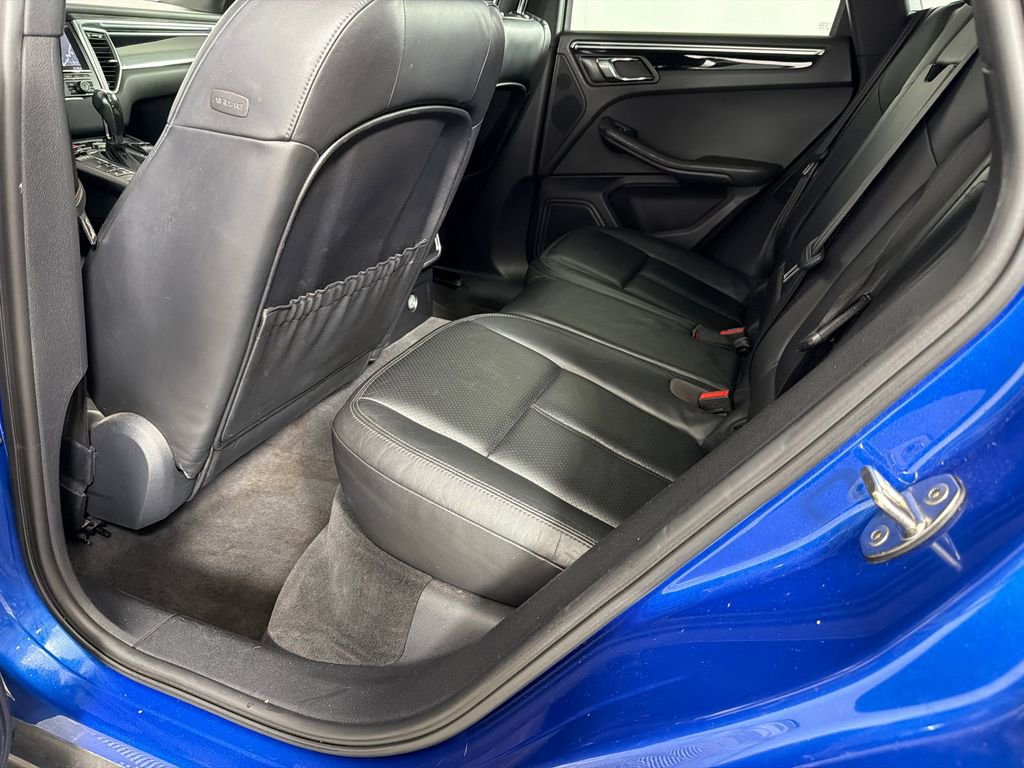 Used 2016 Porsche Macan S image 23