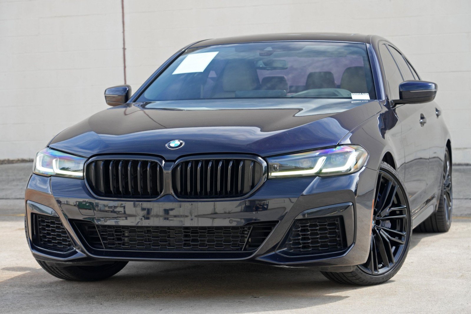 Used 2021 BMW 540i w/ M Sport Package RWD image 3