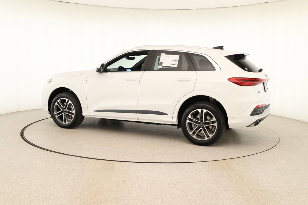 New 2025 Audi Q5 Premium image 3