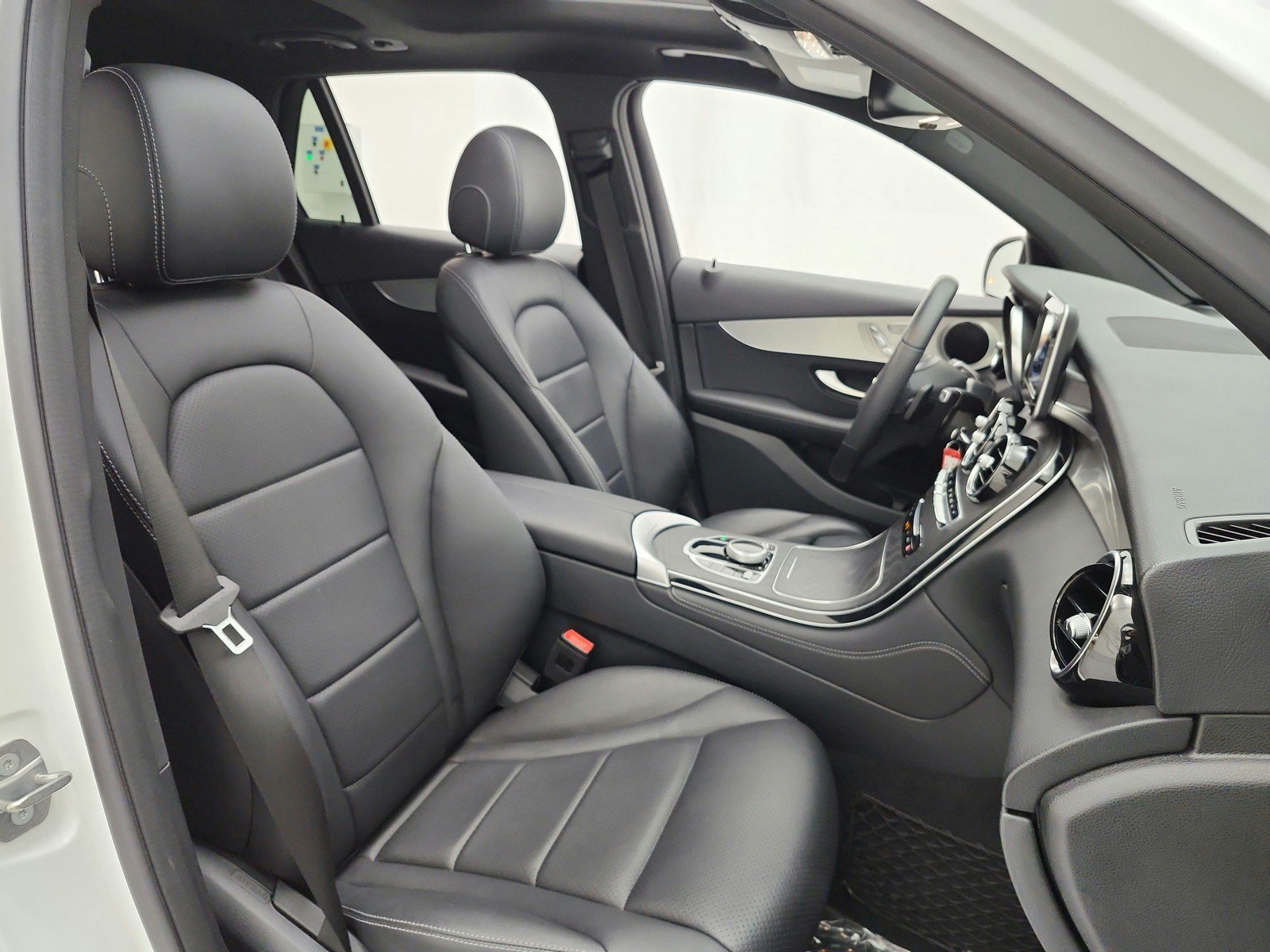 Used 2019 Mercedes-Benz GLC 300 image 20