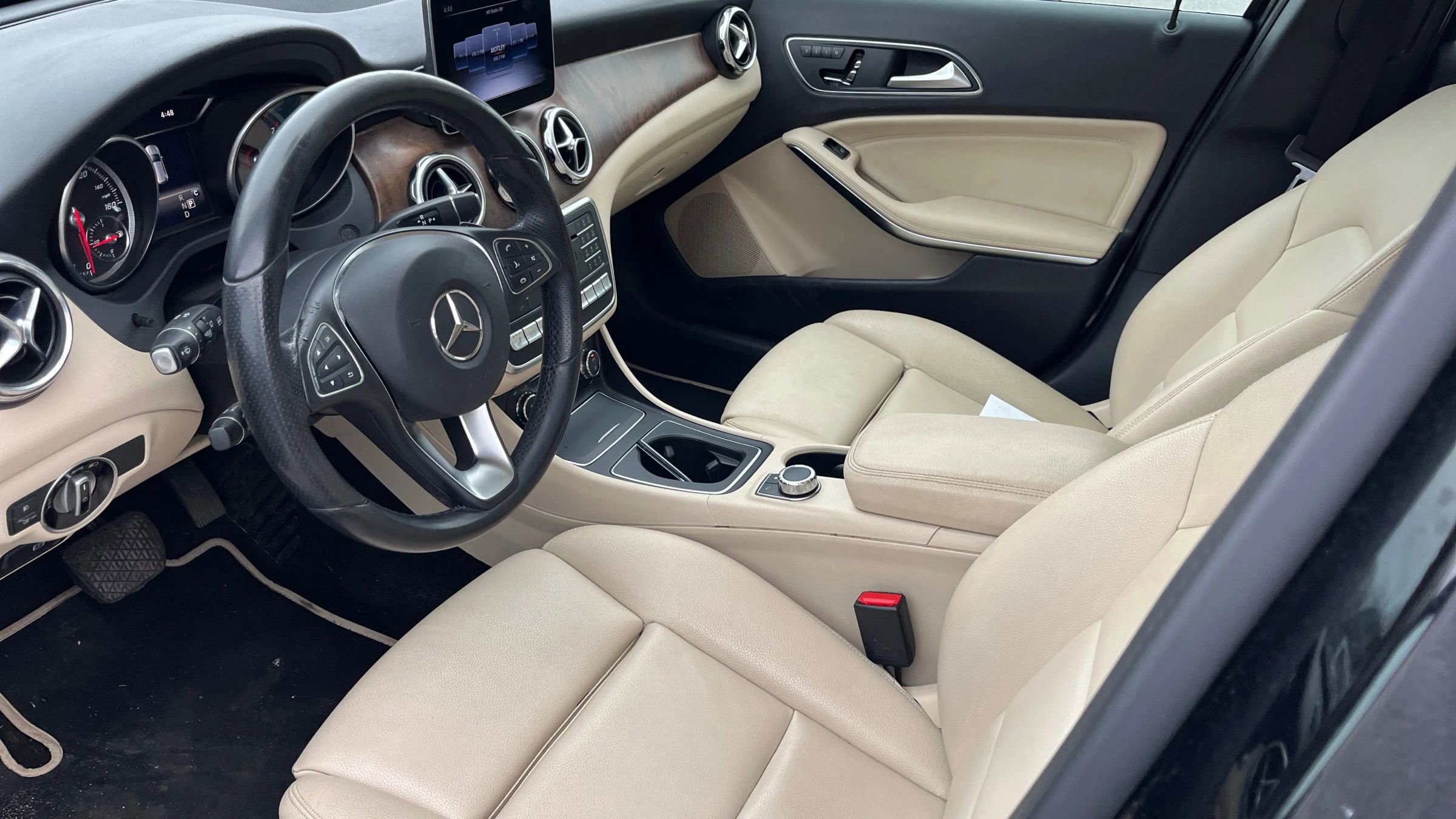 Used 2018 Mercedes-Benz GLA 250 4MATIC image 15