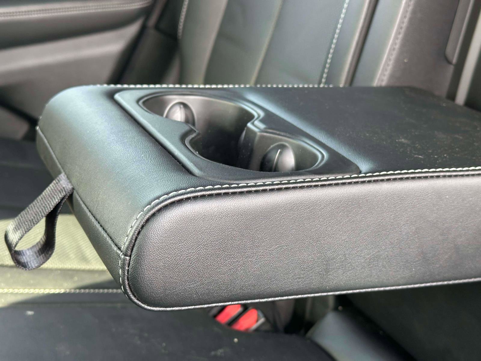 Used 2022 Jeep Grand Cherokee Overland w/ Luxury Tech Group IV image 13