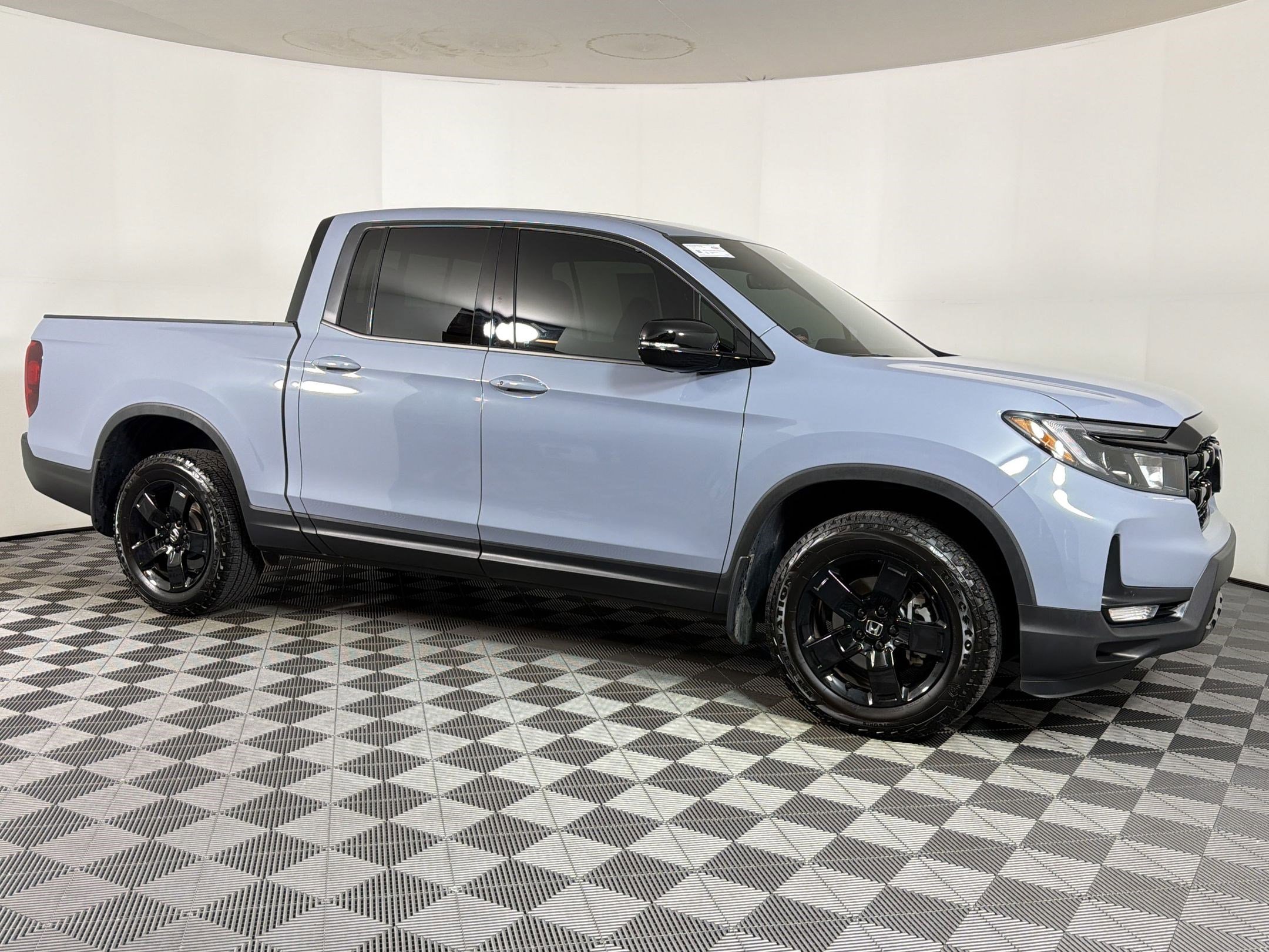 Used 2026 Honda Ridgeline Black Edition image 6