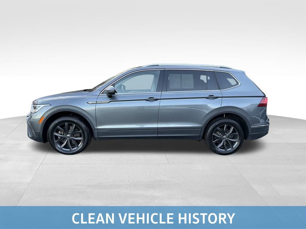 Used 2024 Volkswagen Tiguan SE image 3