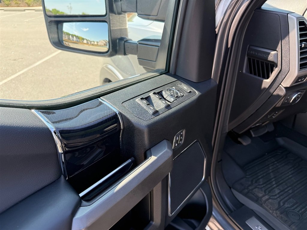 Used 2021 Ford F350 Platinum w/ Tremor Off-Road Package AWD/4WD image 22
