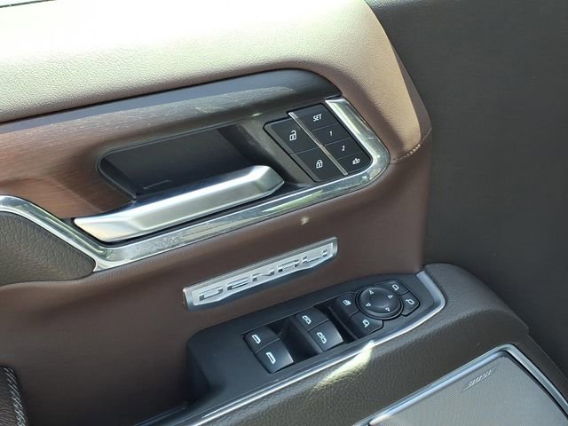 Used 2024 GMC Sierra 1500 Denali w/ Denali Reserve Package AWD/4WD image 17
