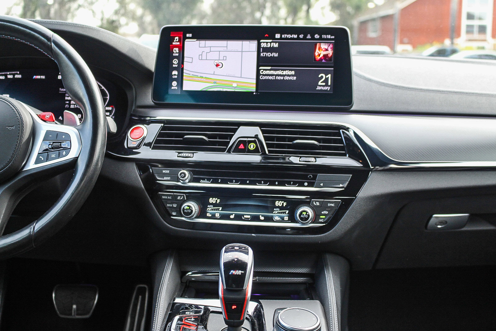 Used 2022 BMW M5 image 13