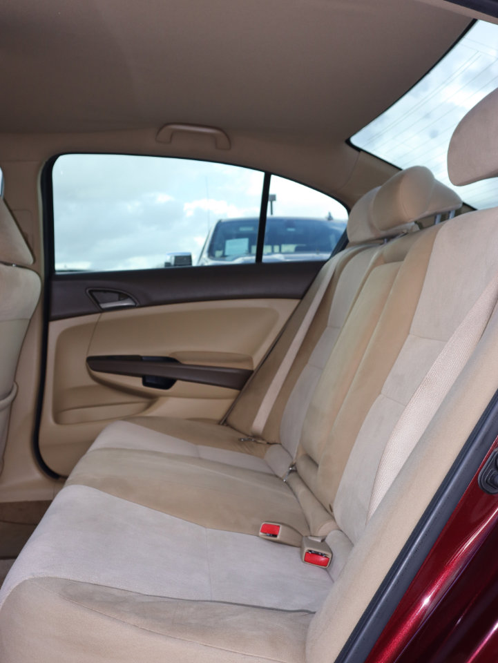 Used 2010 Honda Accord LX-P image 36