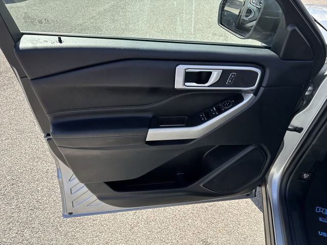 Used 2022 Ford Explorer XLT w/ Class IV Trailer Tow Package image 22