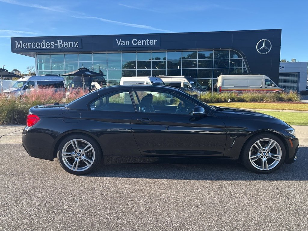 Used 2018 BMW 430i Convertible image 3