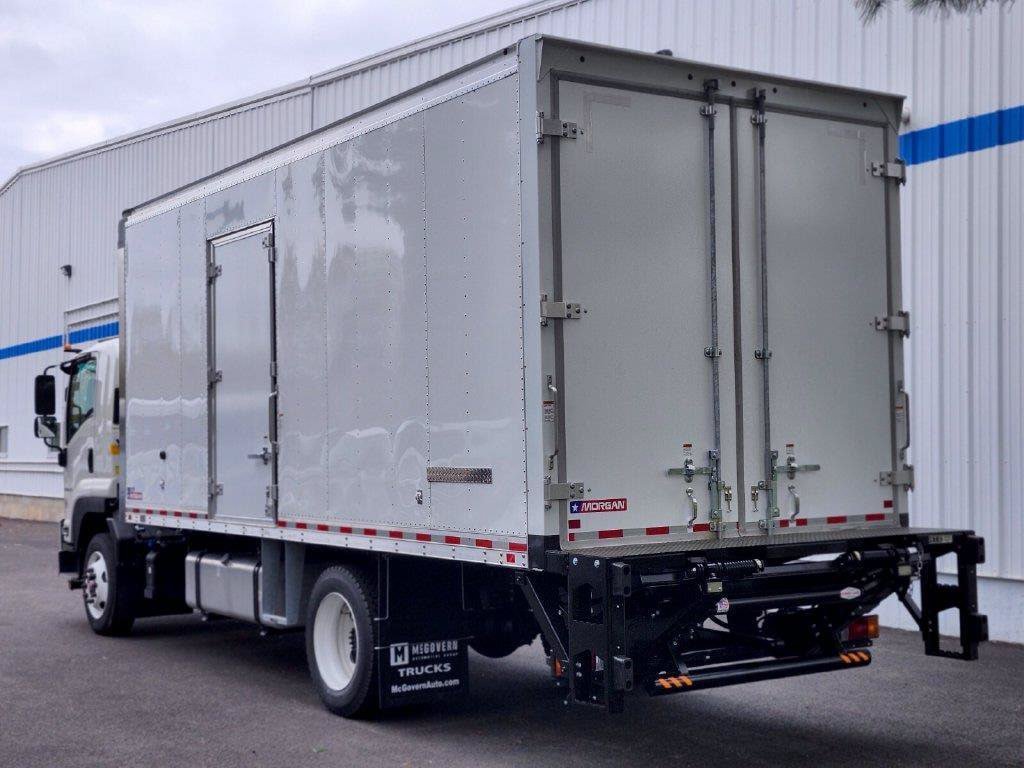 New 2026 Chevrolet Low Cab Forward 6500XD RWD image 3