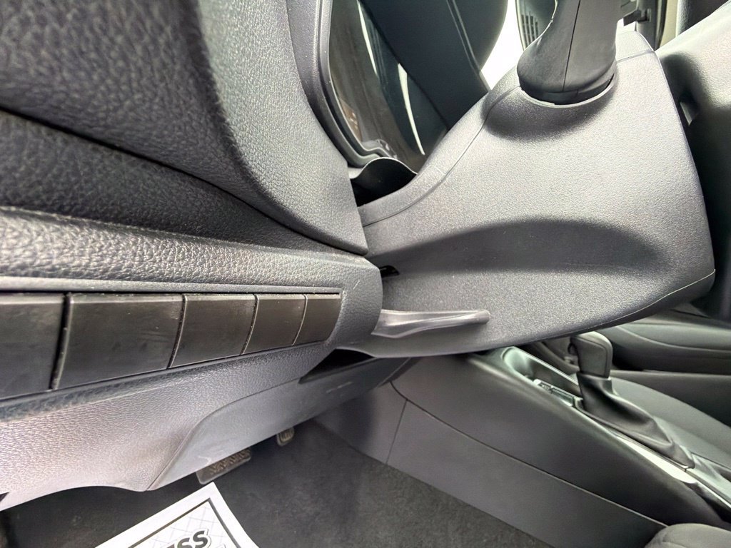 Used 2024 Toyota Corolla LE FWD image 17